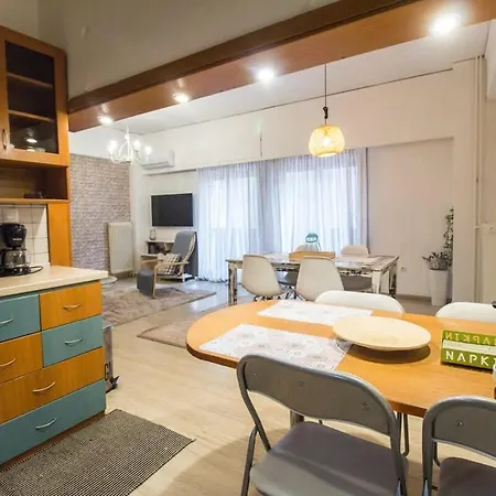 Stylish Apt In Athens Center Εξωτερικό φωτογραφία